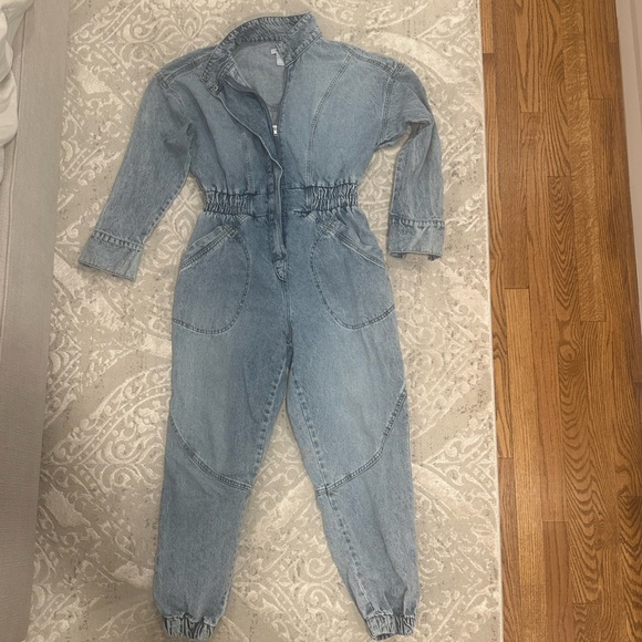Forever 21 denim jumpsuit 0X washed but never worn - Picture 4 of 8